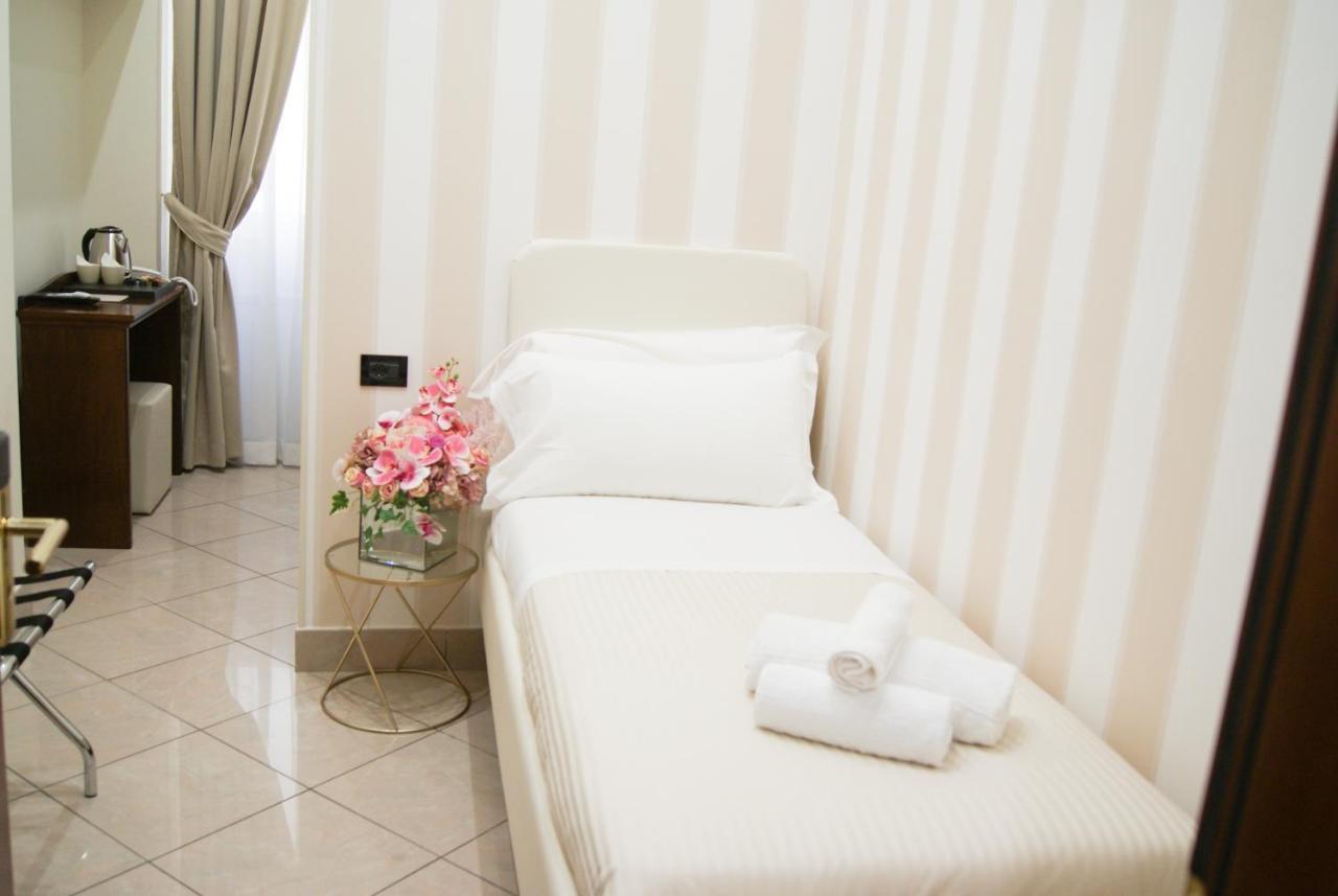 רומא Monti 66 Hotel מראה חיצוני תמונה
