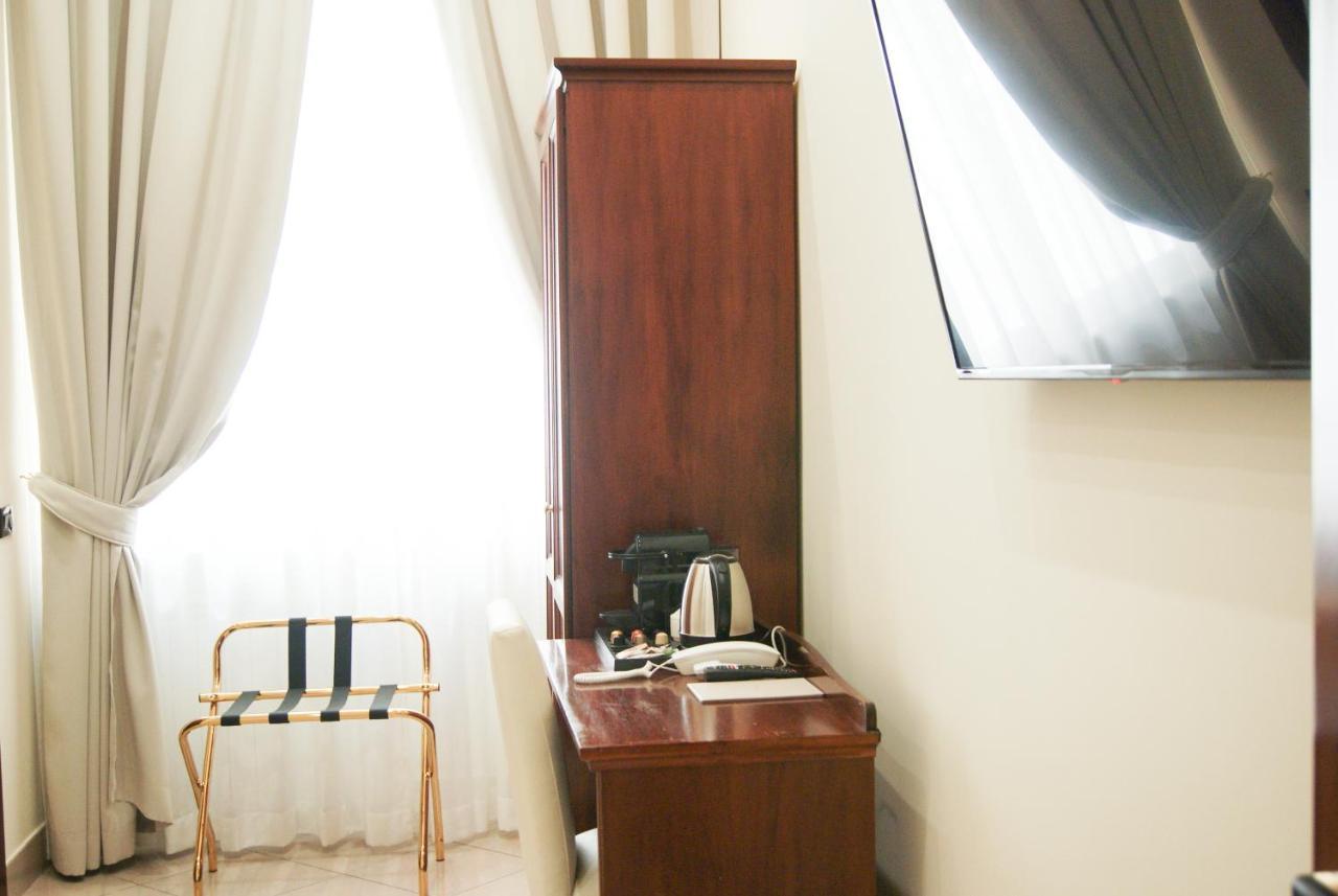 רומא Monti 66 Hotel מראה חיצוני תמונה