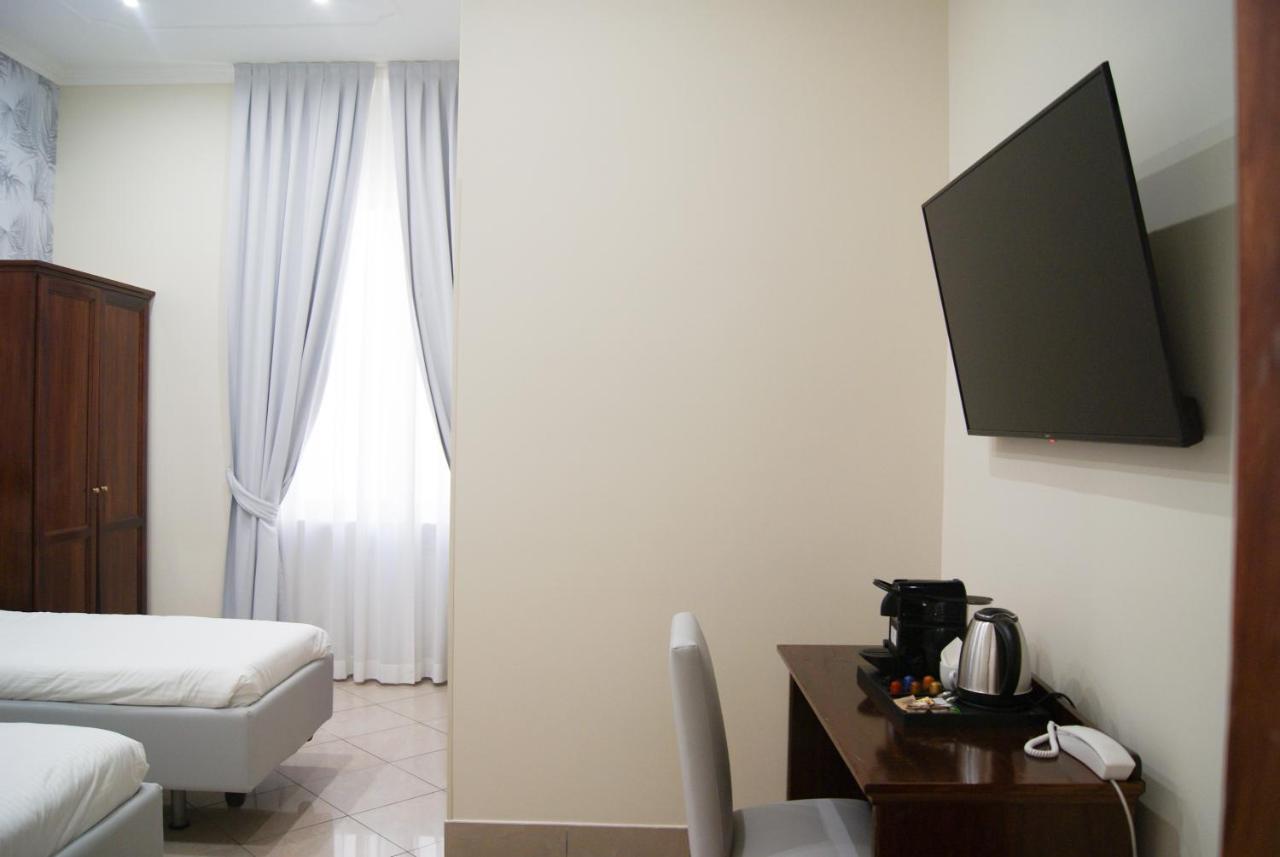 רומא Monti 66 Hotel מראה חיצוני תמונה
