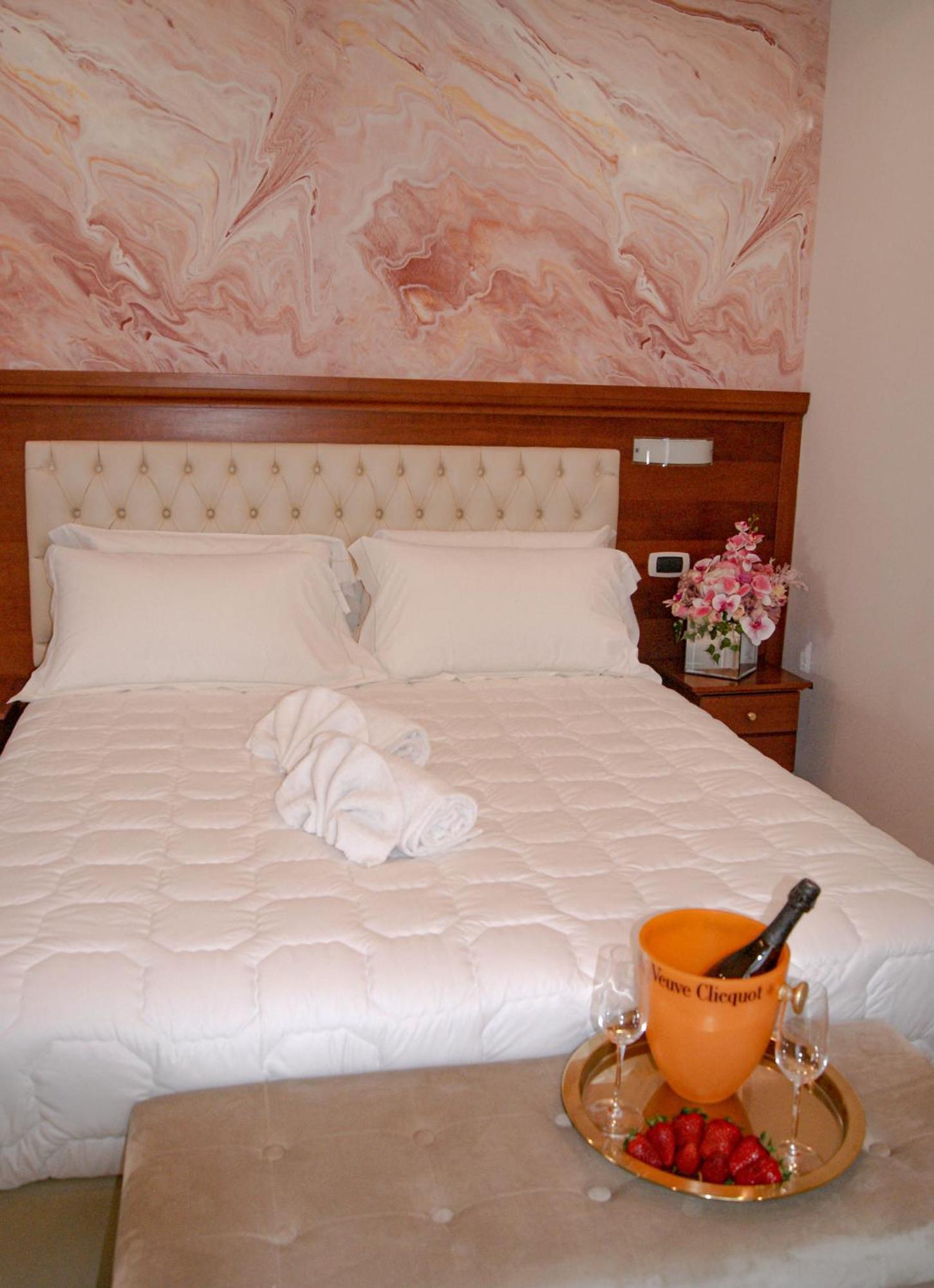 רומא Monti 66 Hotel מראה חיצוני תמונה